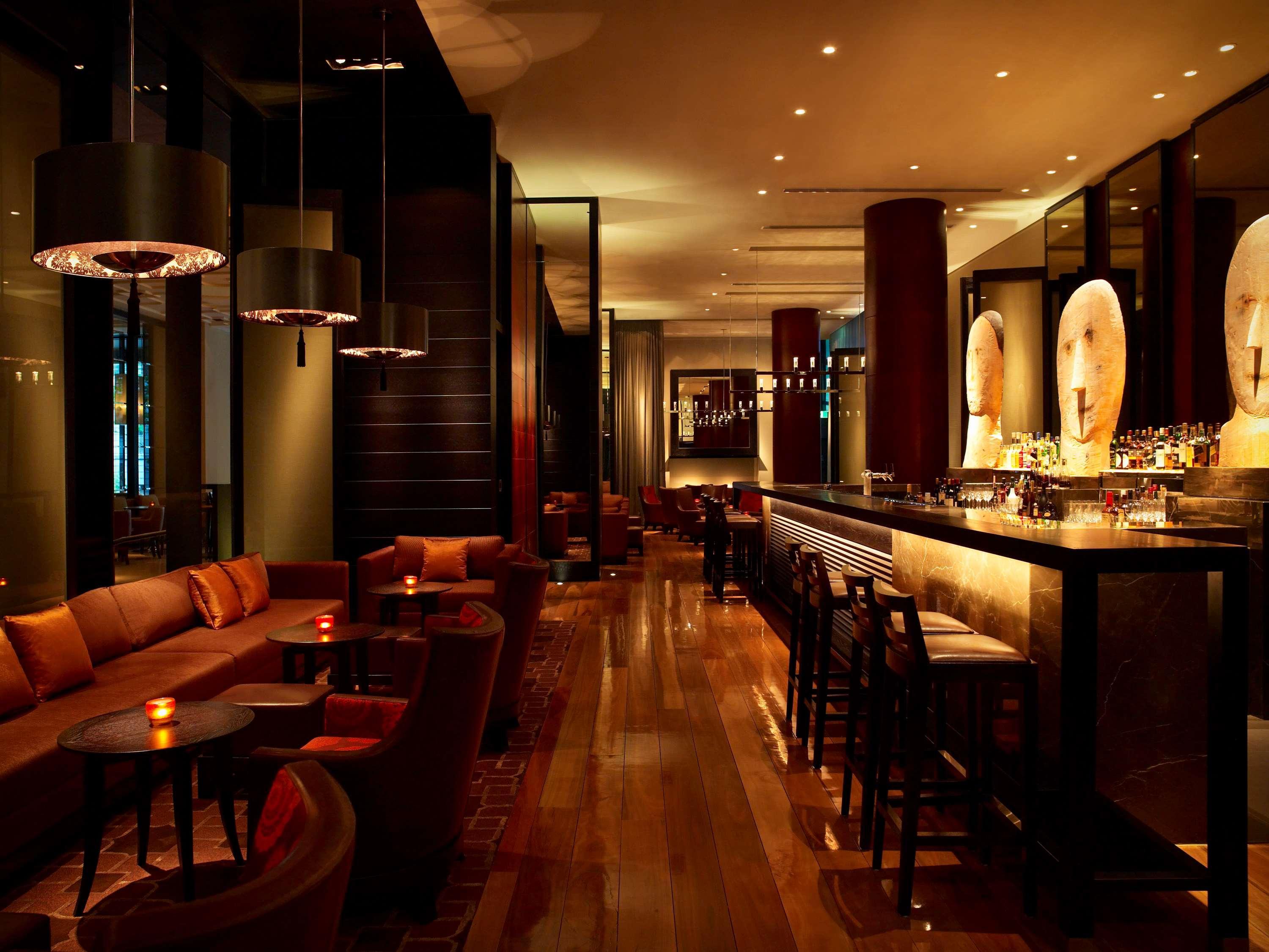 Hotel Grand Hyatt Melbourne Esterno foto The bar at the Mandarin Oriental, London