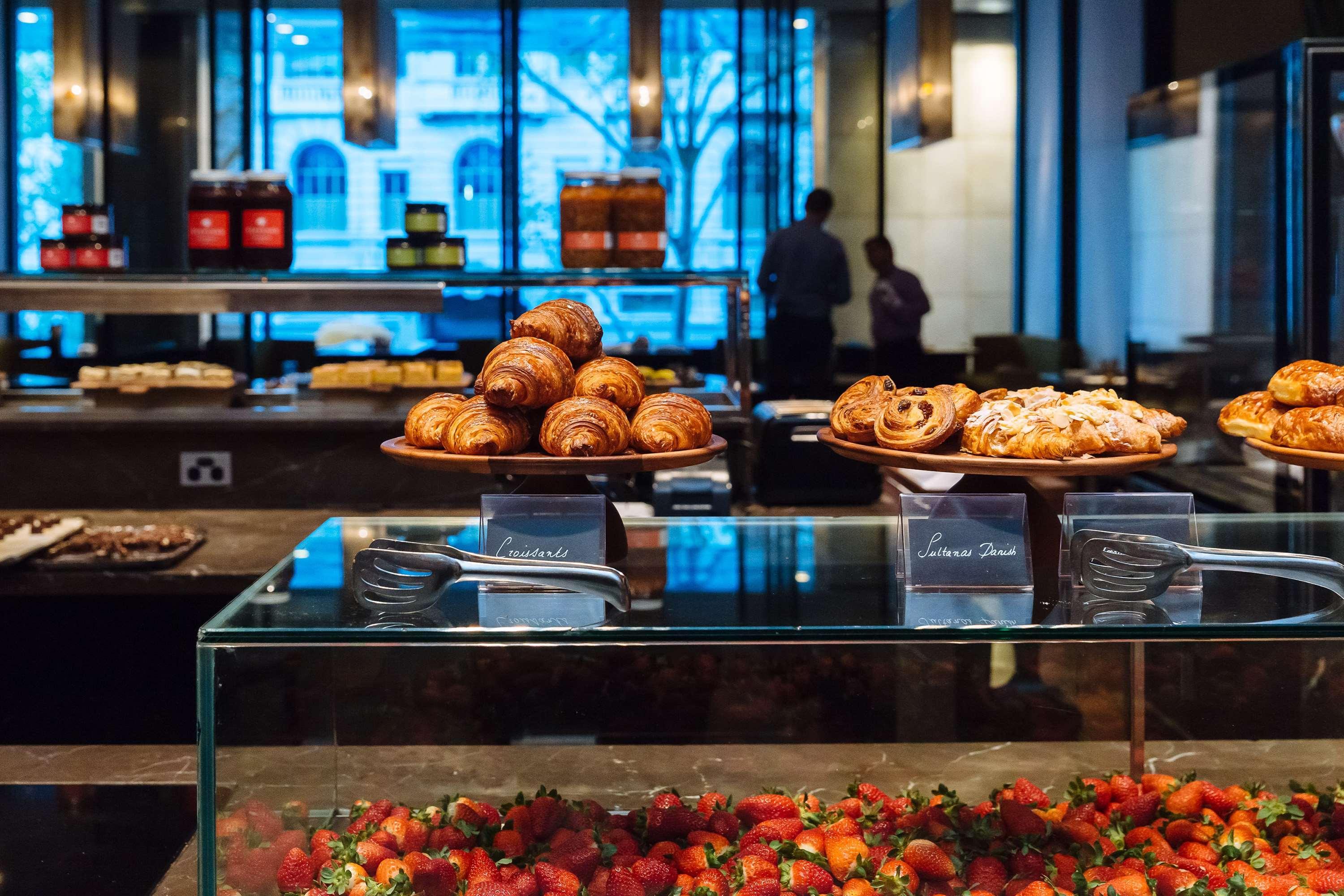 Hotel Grand Hyatt Melbourne Esterno foto The buffet at the hotel