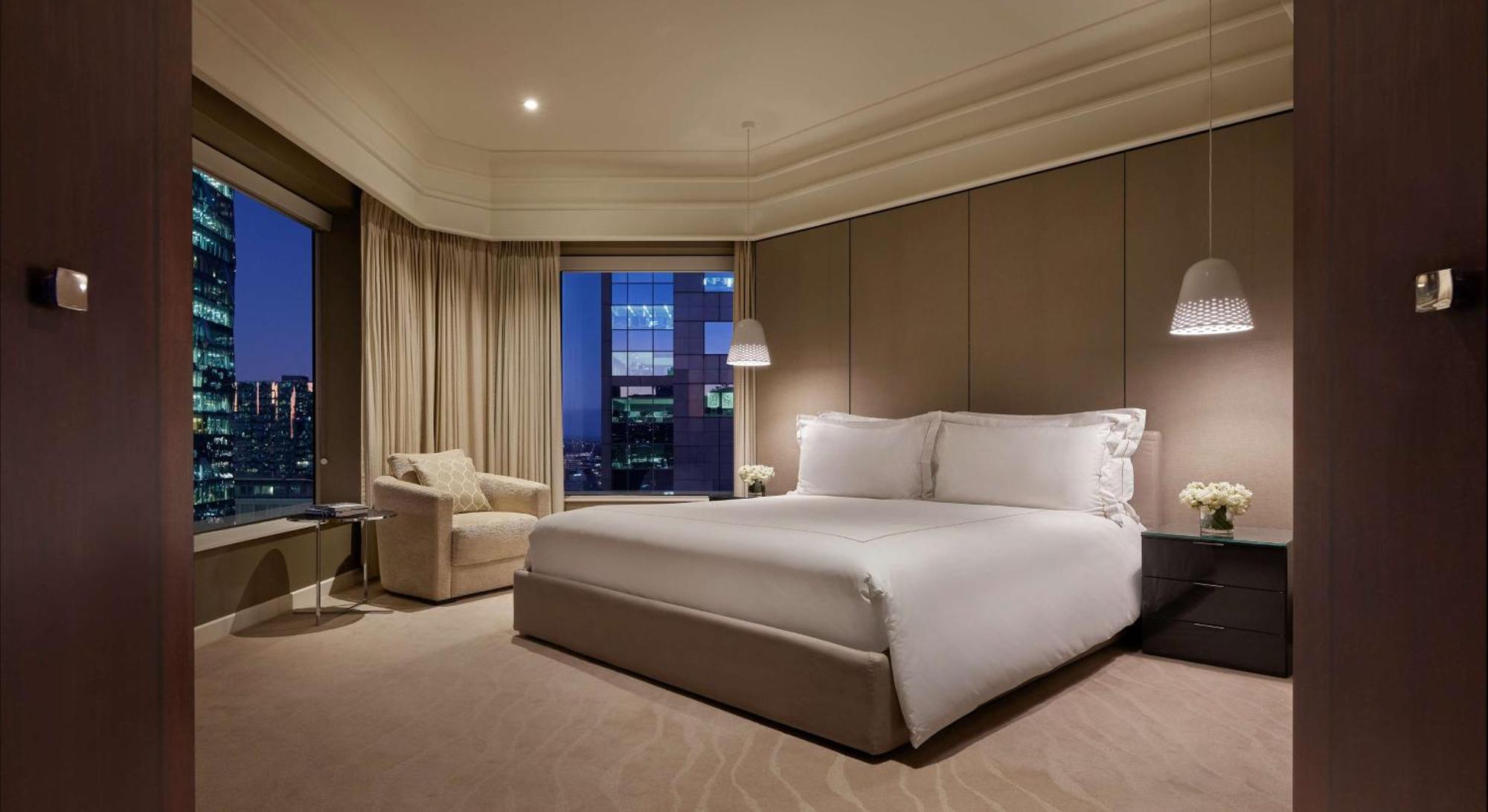 Hotel Grand Hyatt Melbourne Esterno foto A bedroom at The Ritz-Carlton, Seoul