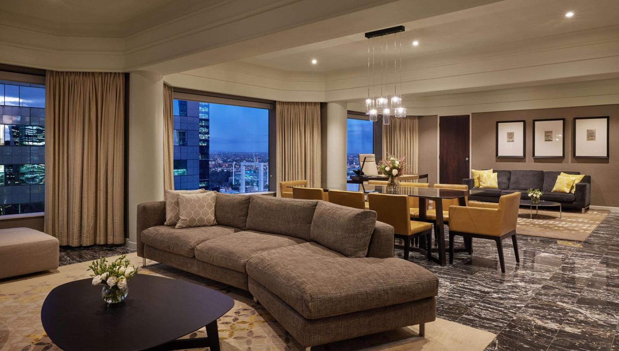 Hotel Grand Hyatt Melbourne Esterno foto A suite at the Ritz-Carlton, Osaka